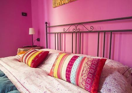 Ghiro Ghiotto Bed and Breakfast Pietra Ligure Εξωτερικό φωτογραφία