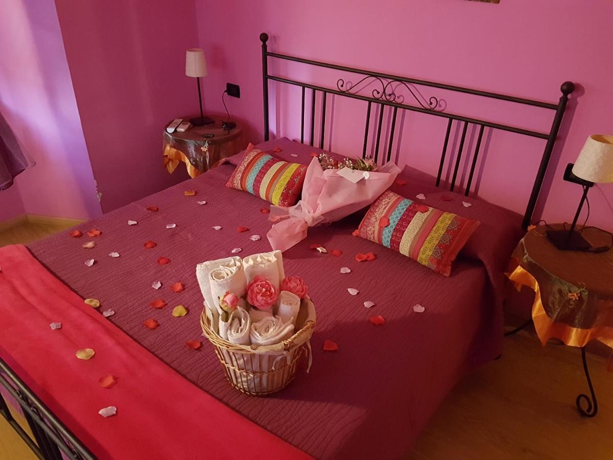 Ghiro Ghiotto Bed and Breakfast Pietra Ligure Εξωτερικό φωτογραφία
