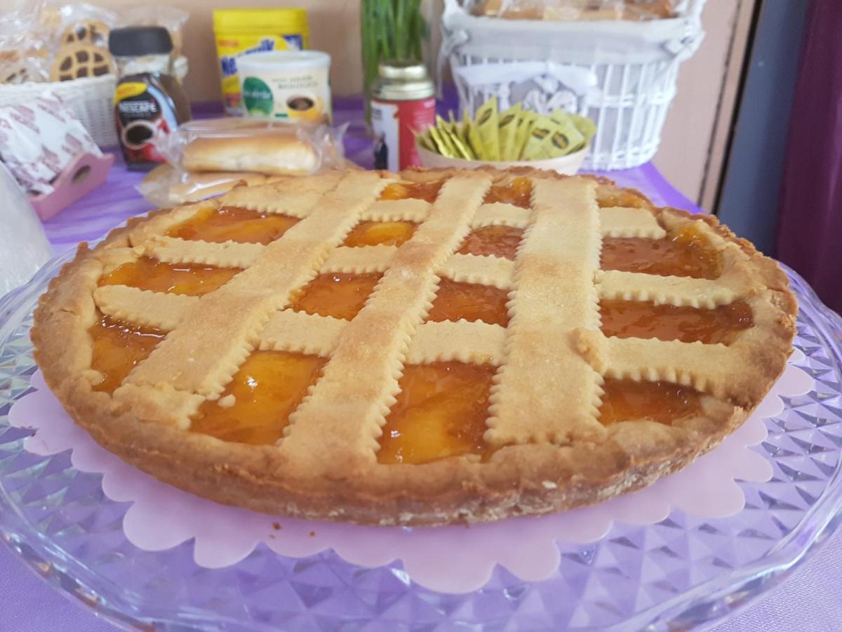 Ghiro Ghiotto Bed and Breakfast Pietra Ligure Εξωτερικό φωτογραφία