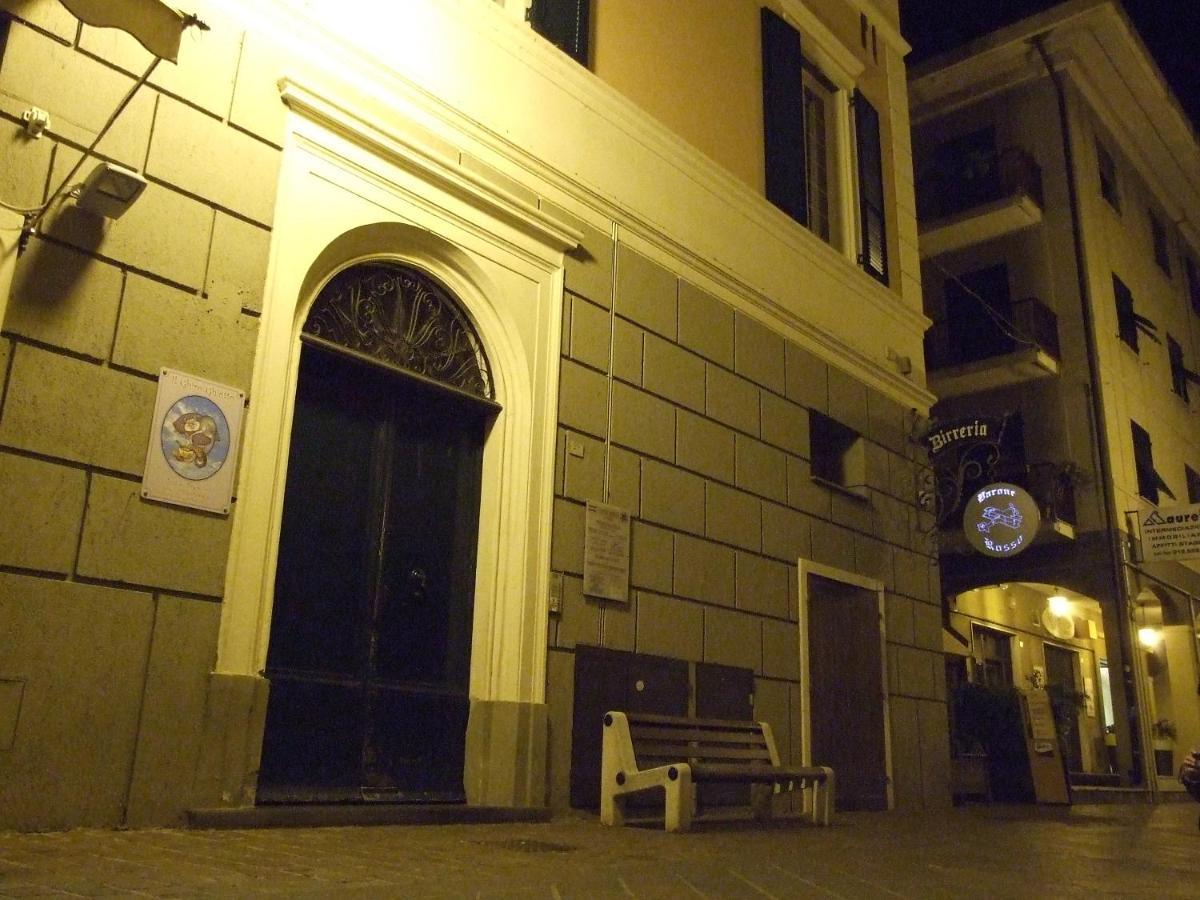 Ghiro Ghiotto Bed and Breakfast Pietra Ligure Εξωτερικό φωτογραφία
