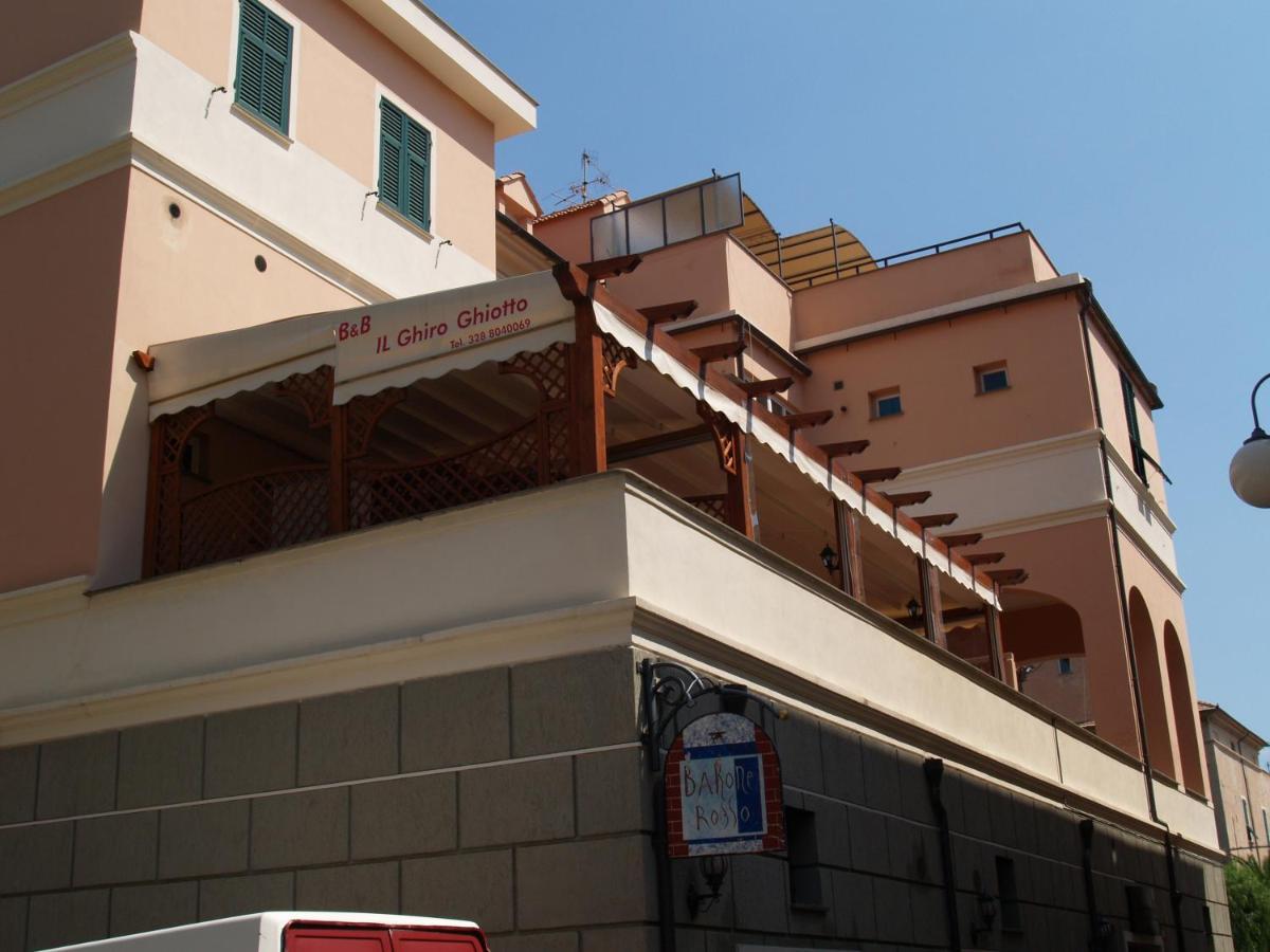 Ghiro Ghiotto Bed and Breakfast Pietra Ligure Εξωτερικό φωτογραφία