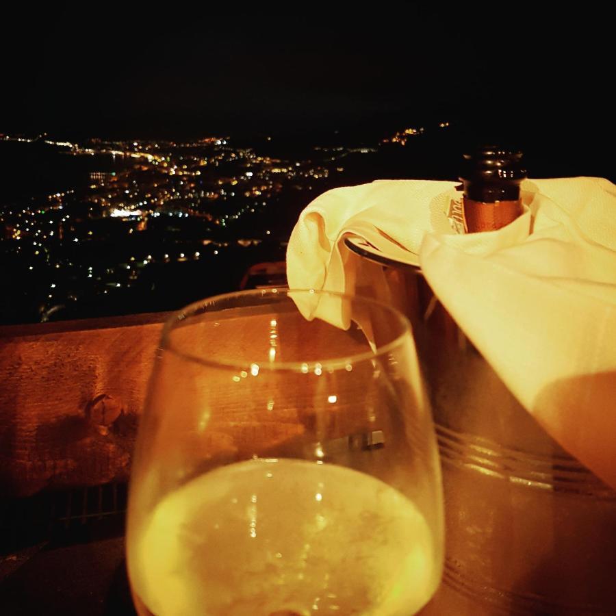 Ghiro Ghiotto Bed and Breakfast Pietra Ligure Εξωτερικό φωτογραφία