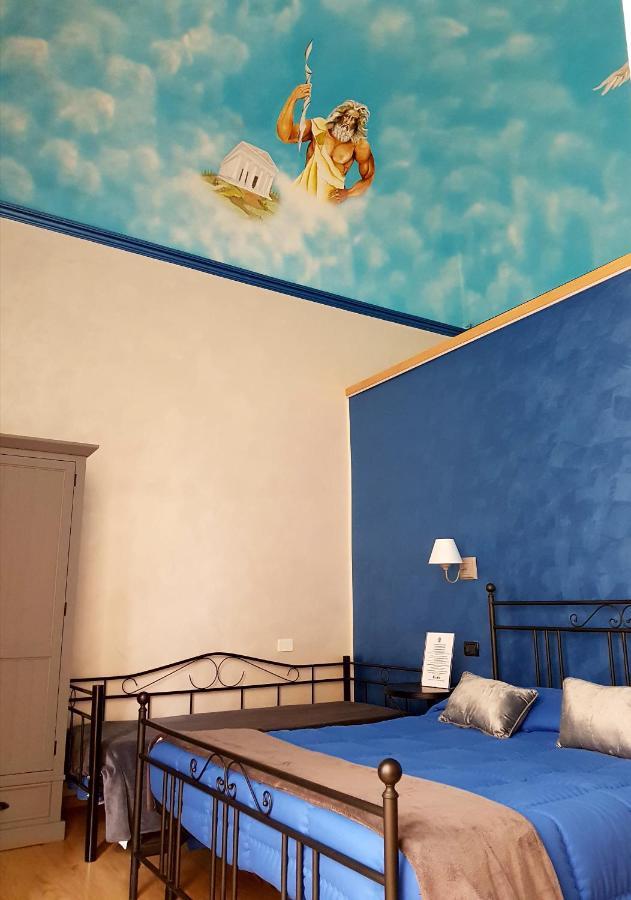 Ghiro Ghiotto Bed and Breakfast Pietra Ligure Εξωτερικό φωτογραφία