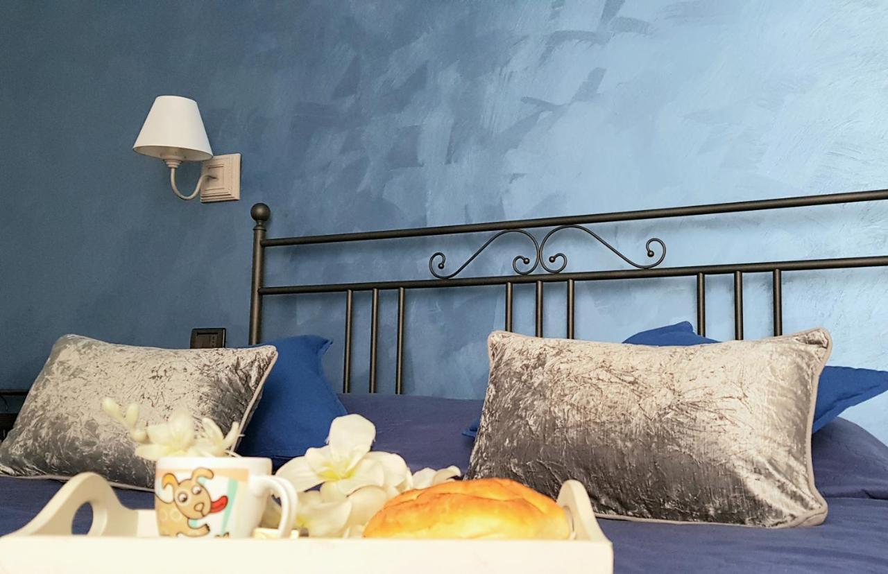 Ghiro Ghiotto Bed and Breakfast Pietra Ligure Εξωτερικό φωτογραφία